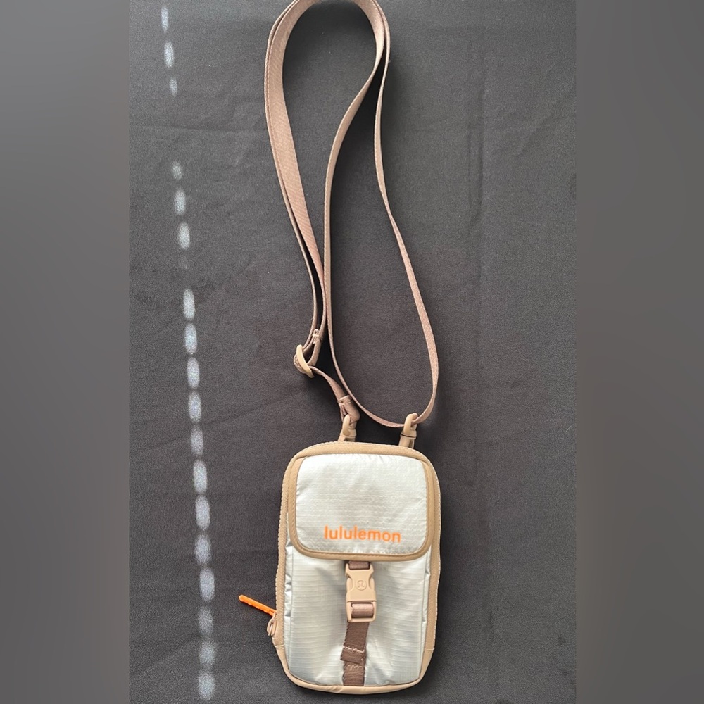 lululemon athletica Cream and Tan Crossbody Bag